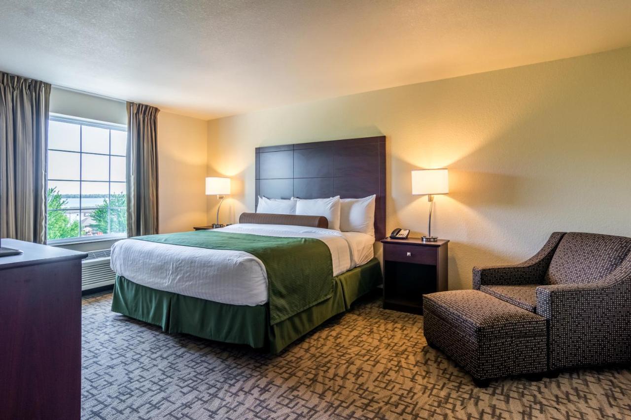 Cobblestone Hotel & Suites - エリー エクステリア 写真